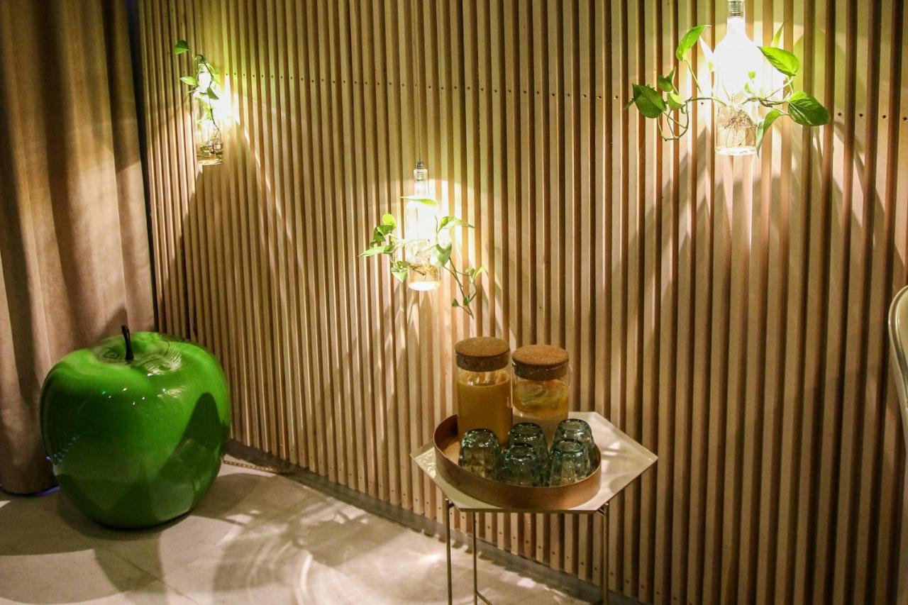 Vila Cornelia Bucharest Luaran gambar