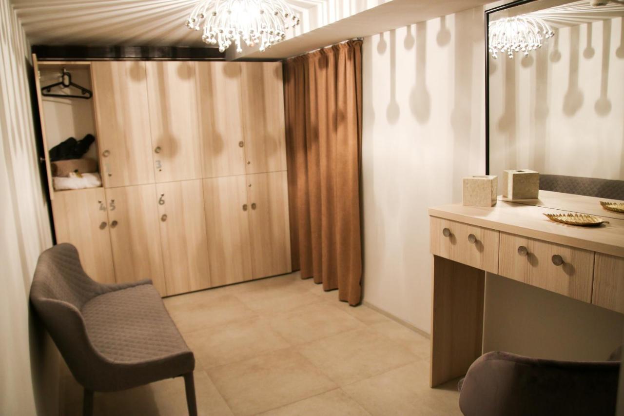 Vila Cornelia Bucharest Luaran gambar